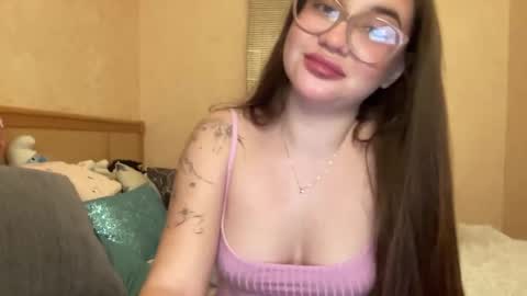 CuteAnn online show from 10-28-25, 09:28