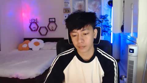 Neil Taylor online show from 01-08-26, 06:43