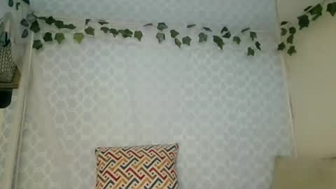 Snapshot of cutie_liqy chatting on 06-08-26, 07:31 Liqy online show from 06-08-26, 07:31