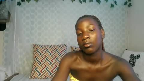 Snapshot of cutie_liqy chatting on 06-10-26, 08:41 Liqy online show from 06-10-26, 08:41