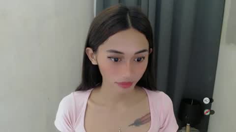 Snapshot of cutie_mitcha chatting on 02-07-25, 12:20 cutie_mitcha online show from 02-07-25, 12:20
