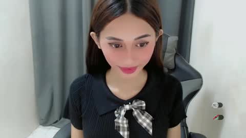 Snapshot of cutie_mitcha chatting on 02-15-25, 09:27 cutie_mitcha online show from 02-15-25, 09:27