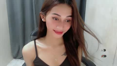 Snapshot of cutie_mitcha chatting on 02-16-25, 12:21 cutie_mitcha online show from 02-16-25, 12:21