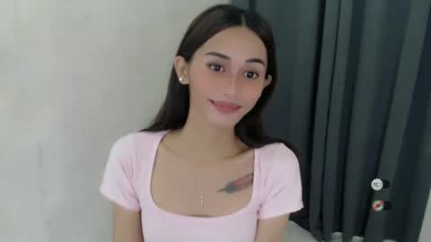 Snapshot of cutie_mitcha chatting on 02-18-25, 12:06 cutie_mitcha online show from 02-18-25, 12:06
