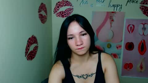 Snapshot of cutielady_ chatting on 09-13-25, 06:51 Emma online show from 09-13-25, 06:51