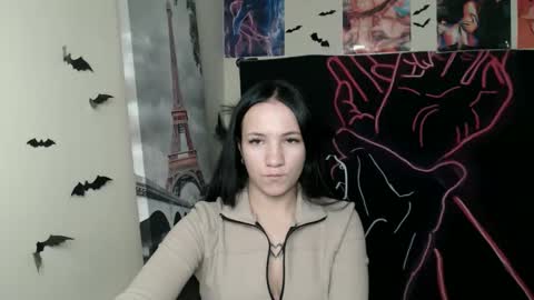 Snapshot of cutielady_ chatting on 11-05-25, 01:22 Emma online show from 11-05-25, 01:22