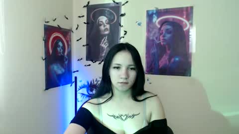 Snapshot of cutielady_ chatting on 03-04-26, 07:03 Emma online show from 03-04-26, 07:03