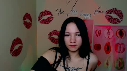 Snapshot of cutielady_ chatting on 03-10-26, 06:51 Emma online show from 03-10-26, 06:51