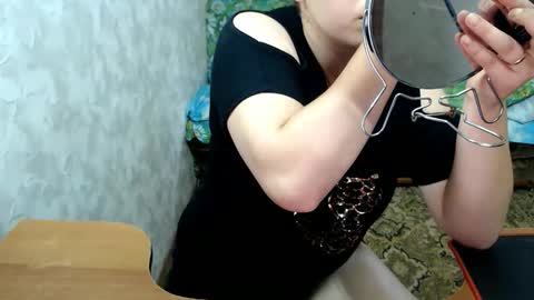 cutiemarine online show from 05-15-26, 09:38