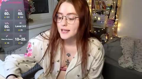 Alice  online show from 01-16-25, 05:23