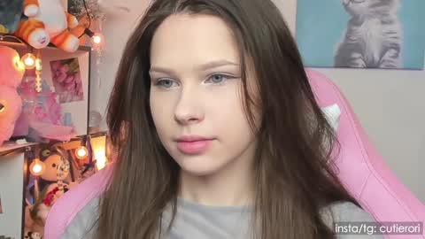 Rori  Instagram cutierori  online show from 01-29-25, 05:19