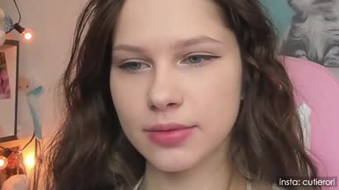 Rori  Instagram cutierori  online show from 02-28-25, 05:26