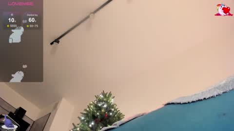 Snapshot of cutiesue chatting on 02-07-25, 02:40 CutieSue online show from 02-07-25, 02:40