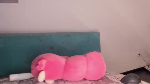 Snapshot of cutiesue chatting on 01-17-26, 01:43 CutieSue online show from 01-17-26, 01:43