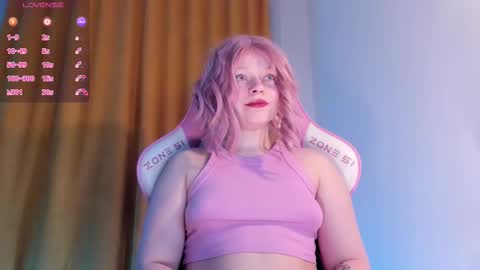 Snapshot of cutiesue chatting on 02-11-26, 10:59 CutieSue online show from 02-11-26, 10:59