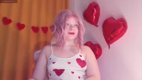 Snapshot of cutiesue chatting on 02-14-26, 11:45 CutieSue online show from 02-14-26, 11:45