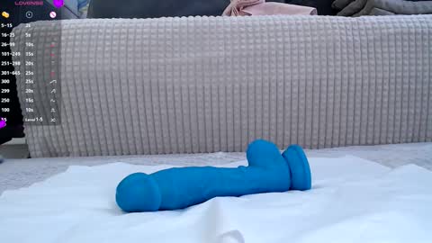 Lucy online show from 09-11-25, 08:03