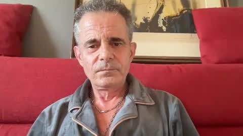 cwaddle online show from 04-28-26, 01:16