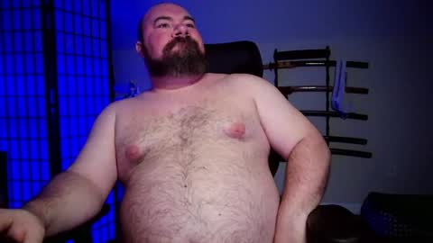 Snapshot of cwbyga chatting on 06-18-26, 03:51 Bubba Bull online show from 06-18-26, 03:51