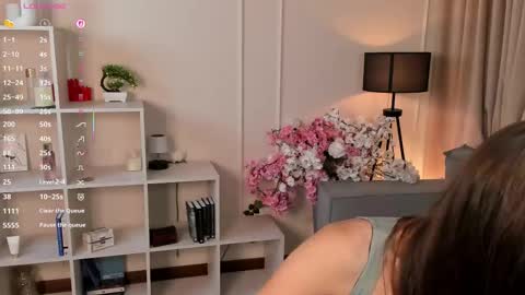 Cwen online show from 09-11-25, 07:14