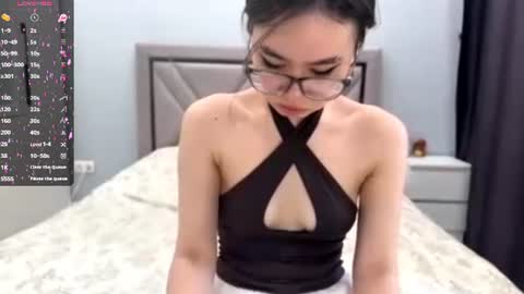 Akemi online show from 06-21-26, 07:11