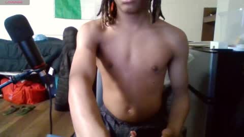 Snapshot of cxbyytheswitch chatting on 03-23-26, 12:36 Cxbyy online show from 03-23-26, 12:36