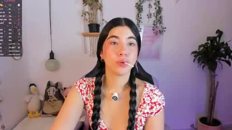 Liz online show from 05-08-26, 11:21