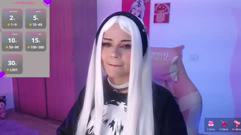 Snapshot of cyberd0ll66 chatting on 02-11-26, 05:12 online show from 02-11-26, 05:12