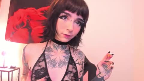 Snapshot of cyberia____________________ chatting on 01-12-26, 04:29 cel I am independent Help me reach 200 thumbs up uwu online show from 01-12-26, 04:29