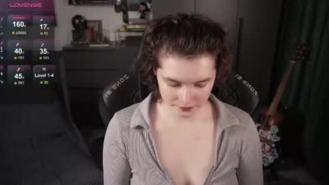 Helen Blossom online show from 07-23-26, 02:26