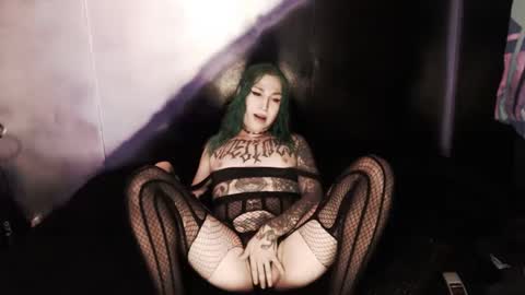 Nikki online show from 03-06-25, 11:09