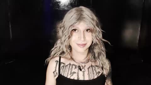 Nikki online show from 05-18-26, 10:26