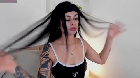 Cylie online show from 01-11-25, 03:52