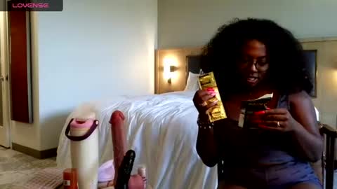 Cyndy Lou Who online show from 07-09-26, 05:39