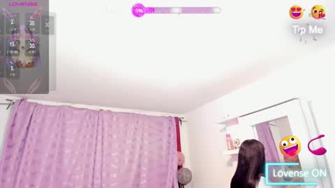 Snapshot of cynthiawatson_ chatting on 03-06-25, 01:35 Cynthia online show from 03-06-25, 01:35