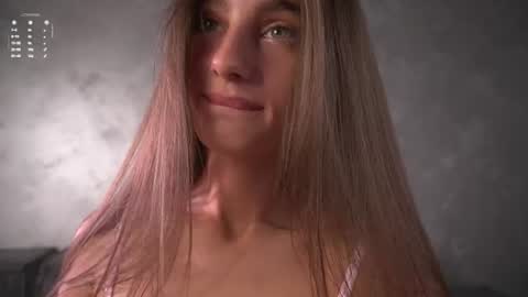 Isabella online show from 07-10-26, 01:10