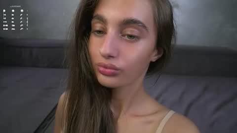 Isabella online show from 07-30-26, 01:15