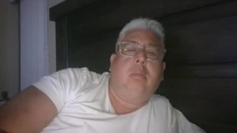 Snapshot of czar1974 chatting on 06-11-26, 03:15 czar1974 online show from 06-11-26, 03:15