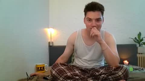 Snapshot of d0rian_ikkegray chatting on 07-20-26, 06:54 Dorian online show from 07-20-26, 06:54