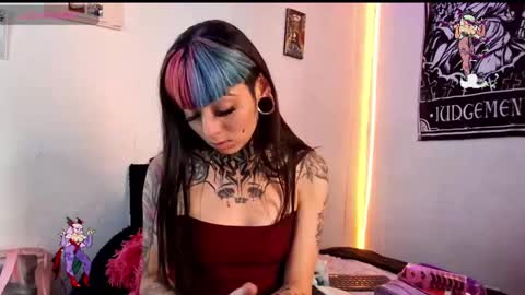 Snapshot of d3m0ny0_0 chatting on 11-15-25, 01:18 d3m0ny0_0 online show from 11-15-25, 01:18