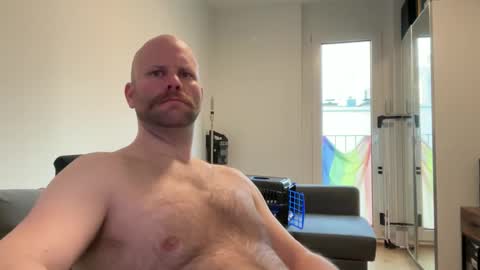 Snapshot of da_flows chatting on 04-03-26, 04:27 da_flows online show from 04-03-26, 04:27