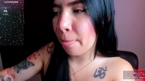 Snapshot of daahanna_ chatting on 12-06-24, 06:39 Ailyn online show from 12-06-24, 06:39