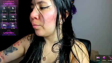 Snapshot of daahanna_ chatting on 01-01-25, 06:59 Ailyn online show from 01-01-25, 06:59