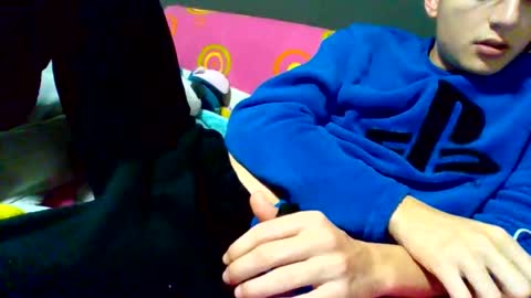 Snapshot of daaneel_ chatting on 02-18-25, 10:36 Dannel online show from 02-18-25, 10:36