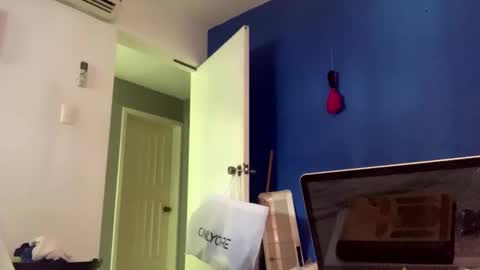 Jewbb online show from 10-19-25, 02:29