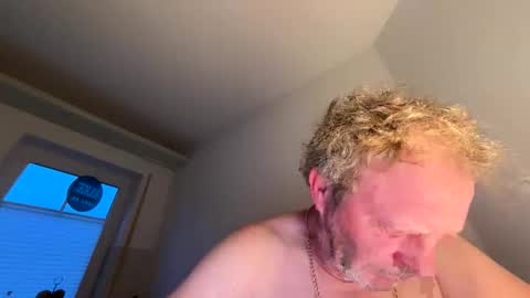 dachdecker7269 online show from 03-15-26, 05:46