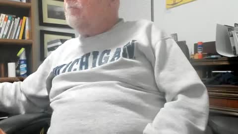 Snapshot of dack47 chatting on 06-23-26, 03:04 dack47 online show from 06-23-26, 03:04