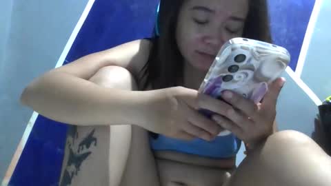 Snapshot of dada0813 chatting on 03-08-26, 02:10 dada0813 online show from 03-08-26, 02:10