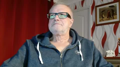 Brian ... online show from 01-08-26, 08:55