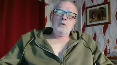 Brian ... online show from 04-29-26, 07:53